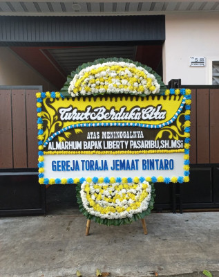 Papan Bunga Duka di Umagi